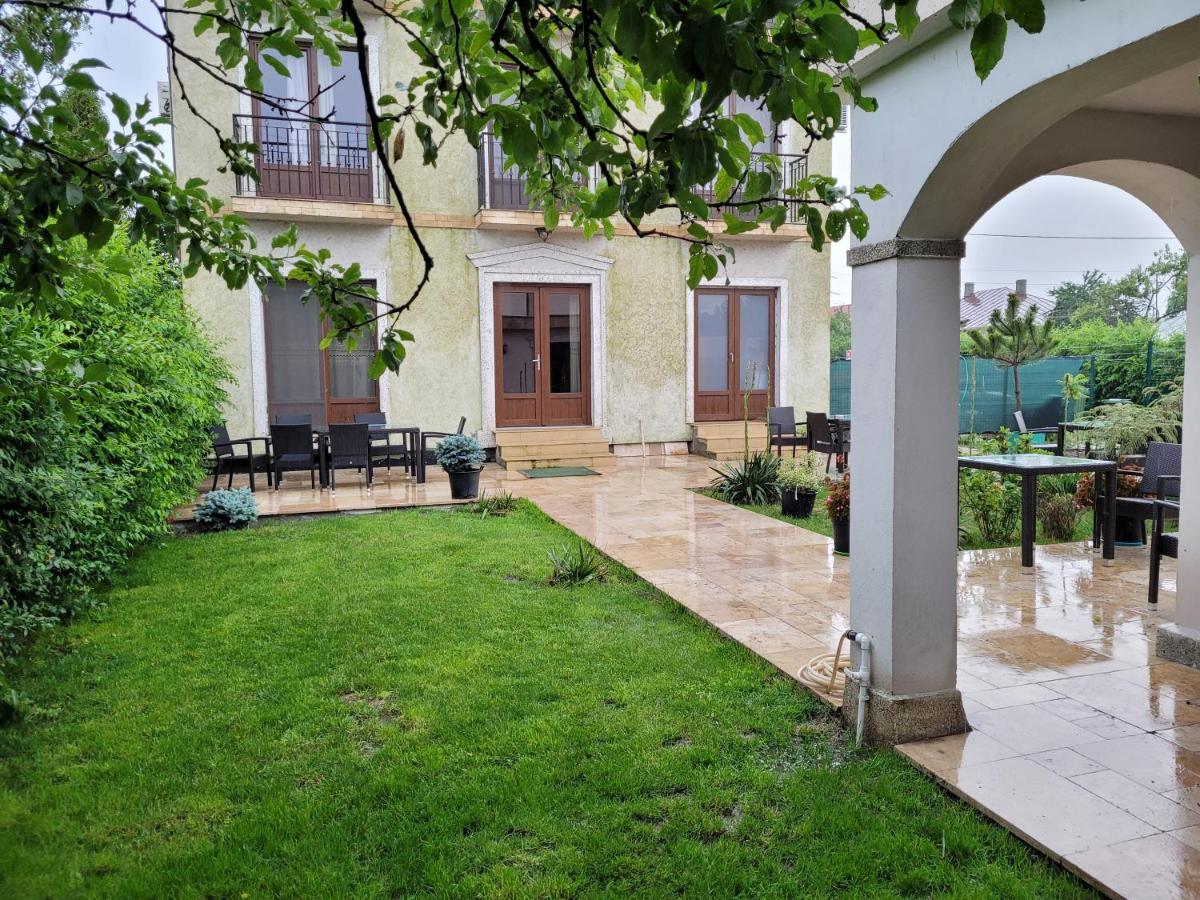 Отель Vila Caviar Сулина Экстерьер фото