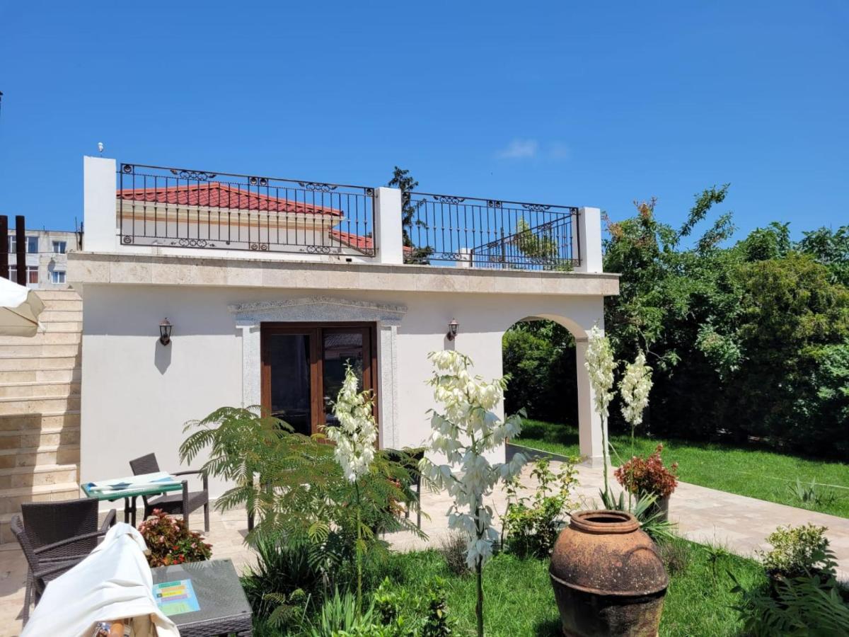 Отель Vila Caviar Сулина Экстерьер фото